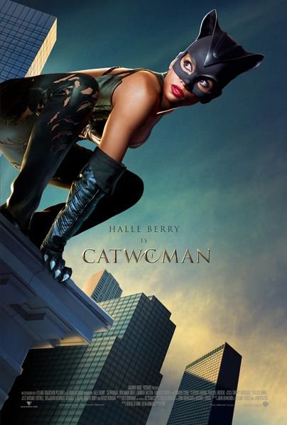 Capa oficial do filme Mulher Gato estrelado por Halle Barry
